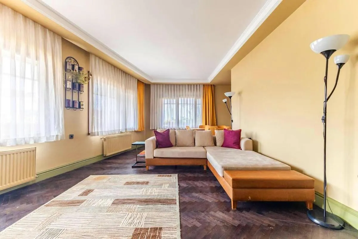 Apartment With Terrace And Seaview In Selimiye, Uskudar Стамбул
